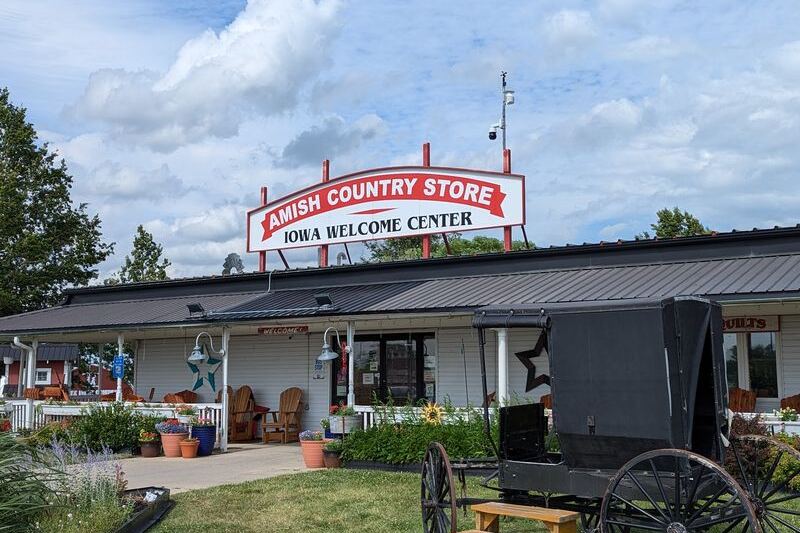 This Amish Country Store In Iowa Bakes The Bread And Builds The Sandwich While You Take A Break By The Gazebo