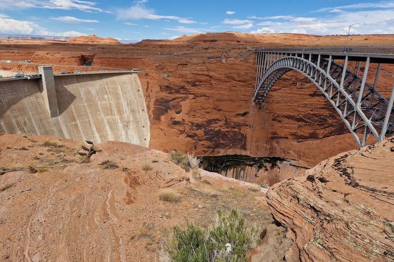 Driving Across This Dizzying Arizona Bridge High Over the Colorado River Is a Little Scary