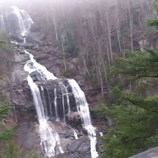 North Carolina Has Its Own Niagara Moment, and a Short Paved Walk Puts You Face to Face With It