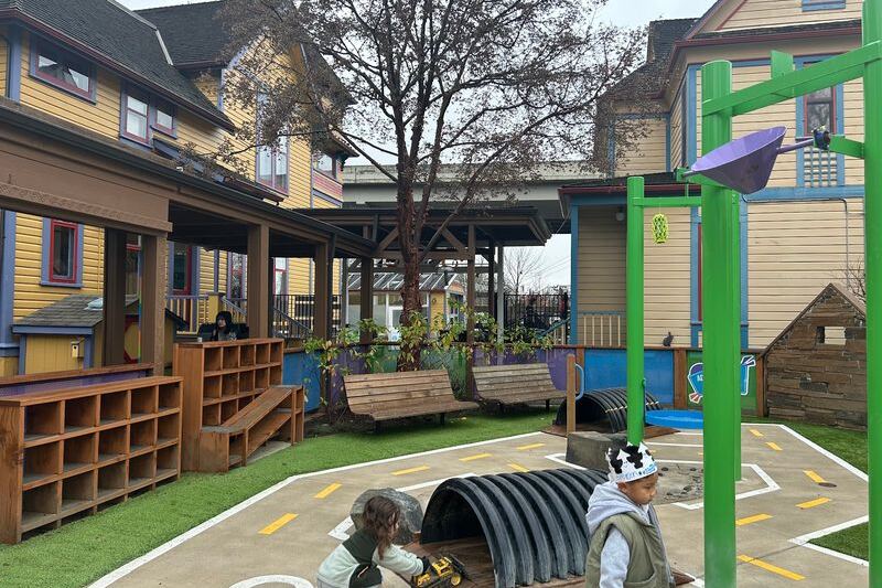 This Oregon Children’s Museum Fills Three Victorian Houses And Hides a Giant Climbing Maze Out Back