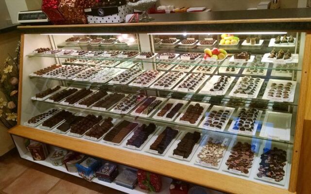 Nestled In Medina A Candy Store Presses Fresh Buckeyes Into Neat Rows You Watch Get Dipped