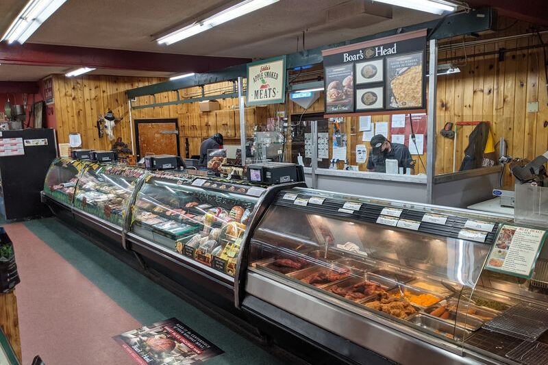 This Arizona Country Store Cuts Its Meat Fresh, Smokes It On-Site, And Bakes The Bread For Your Sandwich