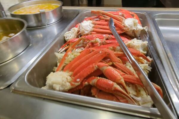 This Myrtle Beach Seafood Buffet In South Carolina Piles Your Plate With All-You-Can-Eat Crab Legs