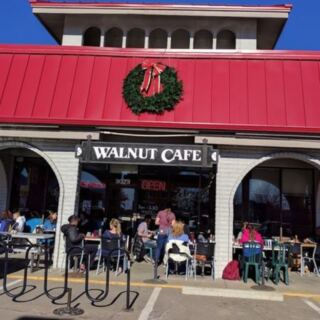 14 American Towns Where Breakfast Is Almost Worth The Trip Alone