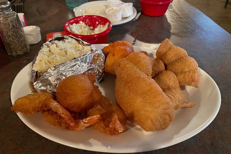This Humble Country Fish Joint in Tennessee Fries All-You-Can-Eat Catfish Beside Its Own Ponds