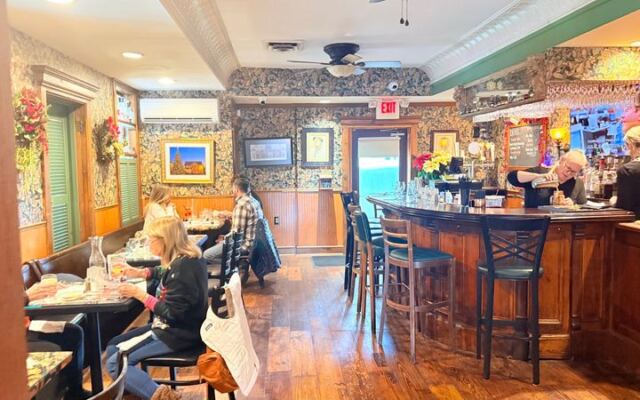 This New Jersey Brunch Spot Serves The Kind Of Weekend Plates People Plan Around