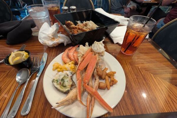 This Enormous North Carolina Seafood Buffet Piles On Over 70 Items And Is Worth Crossing The State For