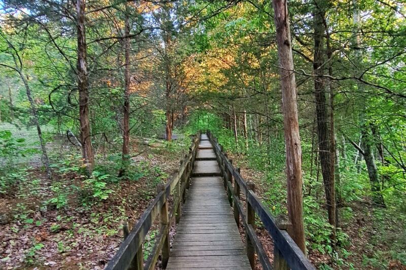 13 Missouri Trails That Lead to Caves, Springs, and Waterfalls