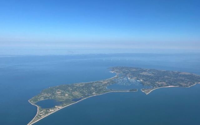 This Tiny Rhode Island Island Town Feels Like A Slice Of New England Everyone Forgets Exists