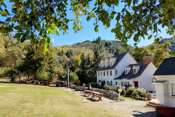 Pick Your Own Apples and Grab a Warm Cider Donut at This Oak Glen Farm in California