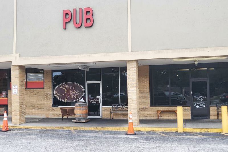 Behind a Strip Mall Sign That Just Says ‘Pub’ Hides One of West Central Florida’s Best-Kept Food Secrets