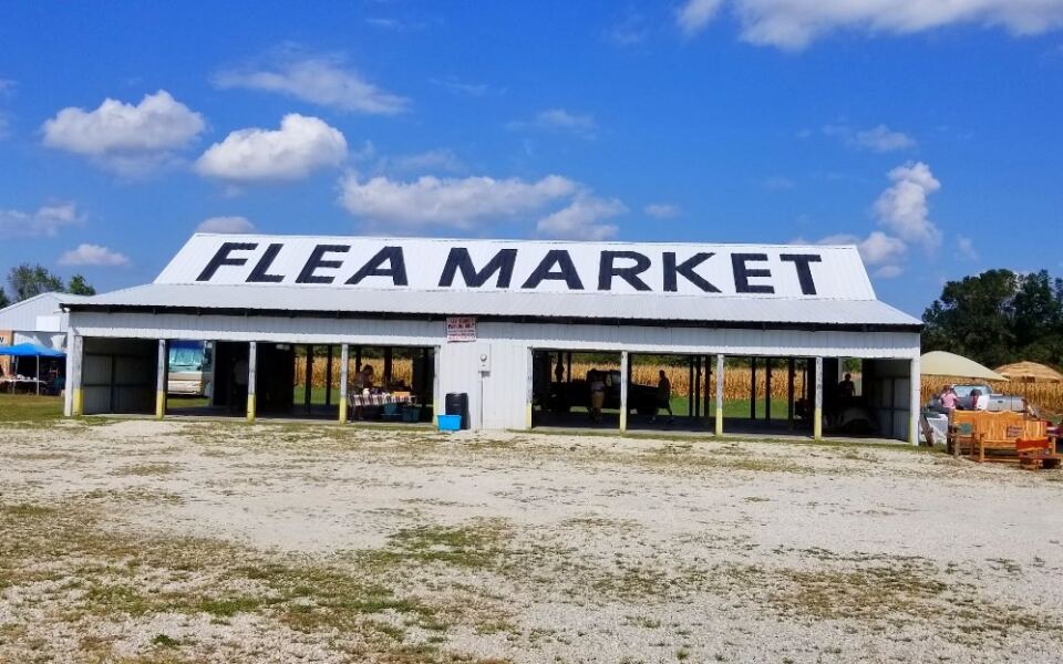 12 Massive Missouri Flea Markets and Antique Stores Treasure Hunters Love