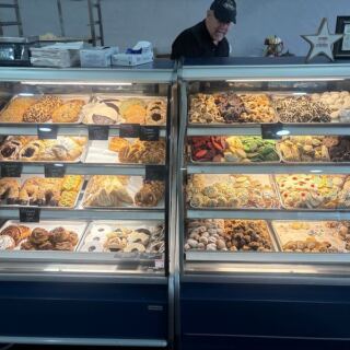 This North Carolina Italian Bakery Rolls Cannoli So Good You’ll Never Save One for Later