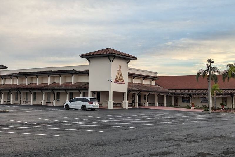 You’d Drive Right Past This Orlando Hindu Temple, but Its Striking Architecture and Serene Grounds Make It One of Florida’s Best-Kept Secrets
