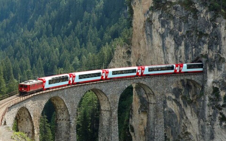 14 Epic Train Journeys Around the World Worth Taking Once