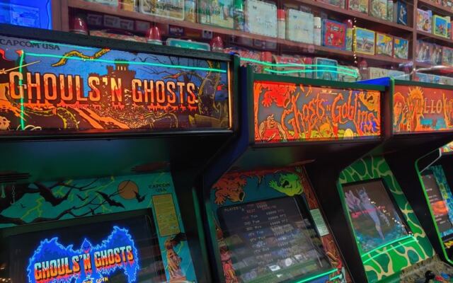 This Throwback Oregon Museum Packs Rows of Playable Pinball and Arcade Classics You Can Still Play