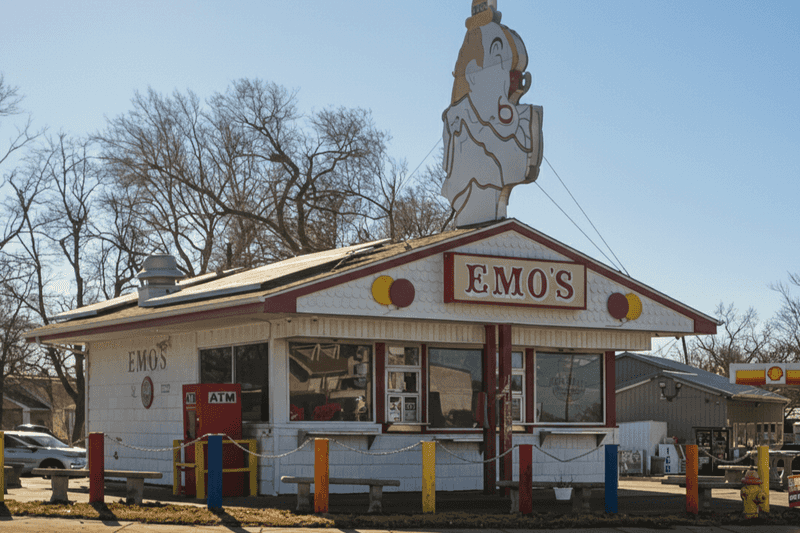 That Butter Pecan Scoop At This Tiny Peoria Stand Has Turned It Into A Local Landmark