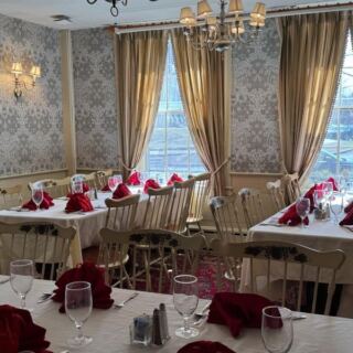 This Massachusetts Inn Dating to 1716 Serves Elegant Dinners Just a Mile From Concord’s Old North Bridge