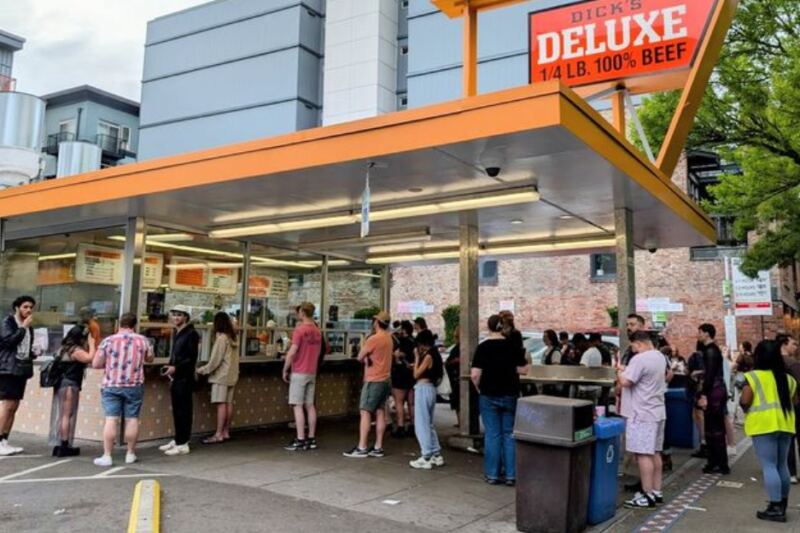 14 U.S. Towns With Classic Drive-In Restaurants Still Serving Customers