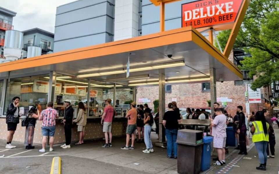 14 U.S. Towns With Classic Drive-In Restaurants Still Serving Customers