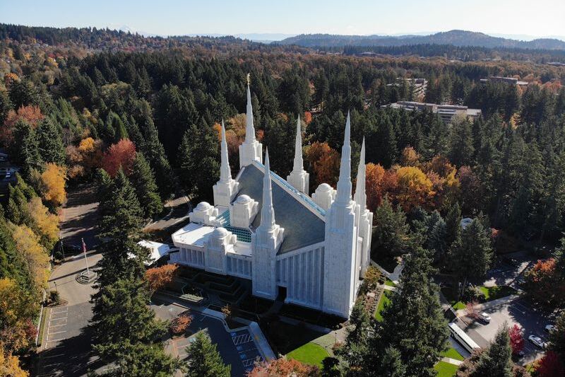 This Oregon Temple Rises 170 Feet on Seven Wooded Acres With White Marble and a Gold-Crowned Spire