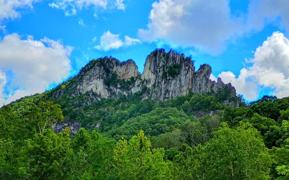 This West Virginia Rock Formation Hides a Fascinating WWII Story