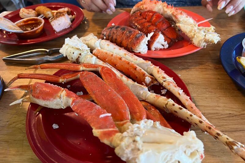 This North Carolina Seafood Buffet Keeps Fresh Crab Legs Coming to Your Table Faster Than You Can Finish Them