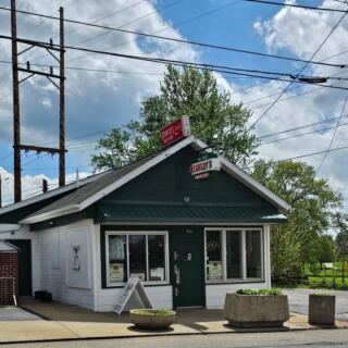 Ohio Is Hiding Its Best Pulled Pork Sandwich In A Canton Spot Too Easy To Walk Past