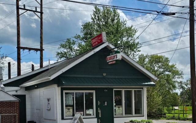 Ohio Is Hiding Its Best Pulled Pork Sandwich In A Canton Spot Too Easy To Walk Past