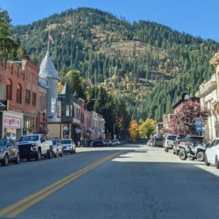 15 American Towns That Make You Want To Take The Long Way Home
