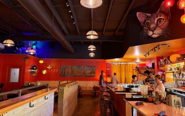 This Cat-Themed North Carolina Restaurant Turns Dinner Into a Feline Lover’s Dream