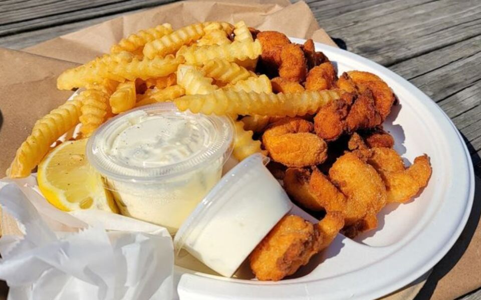 This Cash-Only New Jersey Seafood Counter Serves Fried Shrimp To-Go With Bay Views Across The Street