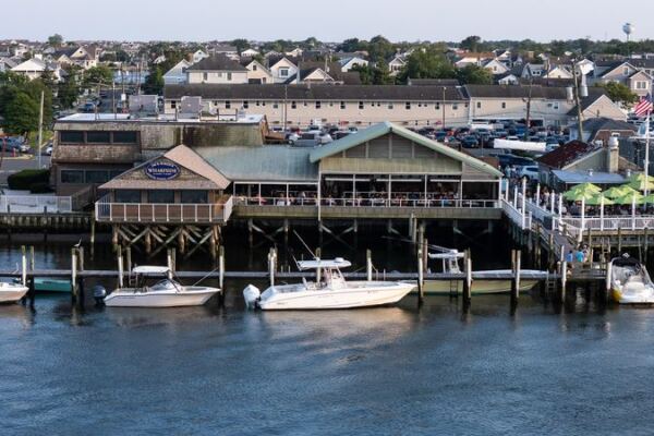 Fresh Seafood And Sunset Views Make This Bustling New Jersey Waterfront Restaurant Worth Another Trip