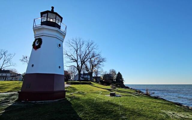 This Vermilion Ohio Lighthouse Stands Right In Town And Anchors A Storybook Lake Erie Harbor