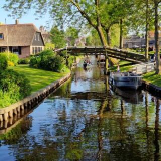 15 Towns Famous for Strange Traditions, Landscapes, and Local Oddities