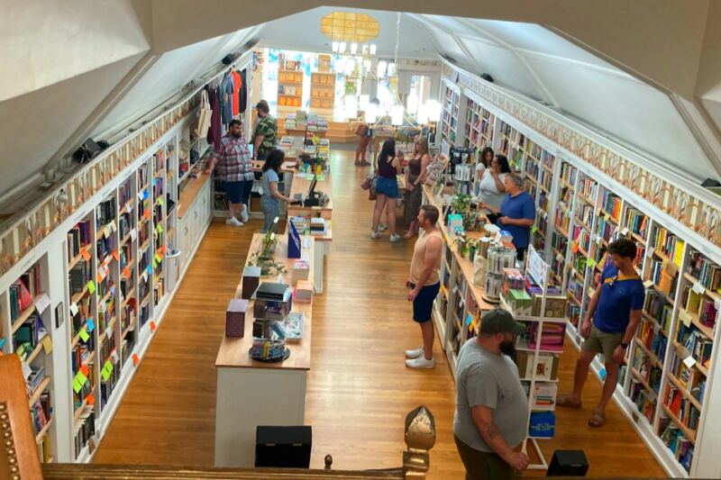 This Columbia Bookstore Has Mystery Books and Personalized Picks