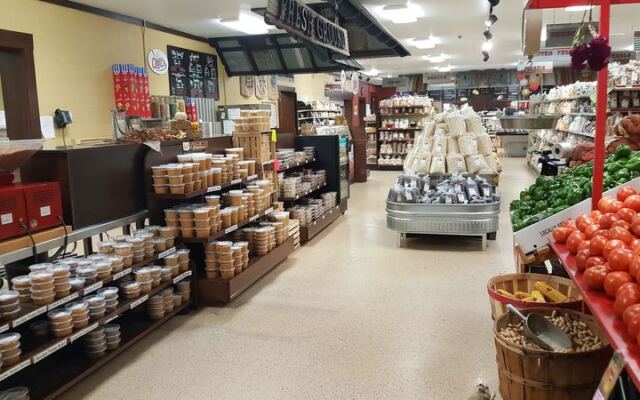 This Ohio Amish Bulk Foods Store Is So Packed With Country Finds It Derails Every Quick Stop