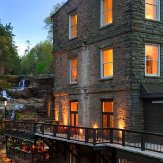 12 Beautiful Pennsylvania Inns and Lodges Perfect for a Cozy Weekend