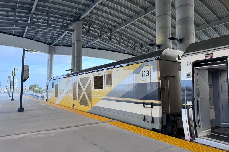 Complimentary Mimosas Flow in the Premium Cabin of This Scenic Florida Rail Journey