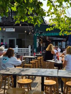 This Portsmouth, New Hampshire, Waterfront Restaurant Has Thousands of Reviews and Classic Harbor Views