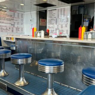 This Kansas City Burger Counter Still Uses a Chili Recipe From 1906