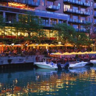This Waterfront Illinois Pizzeria Was Named One Of The Best In The Country