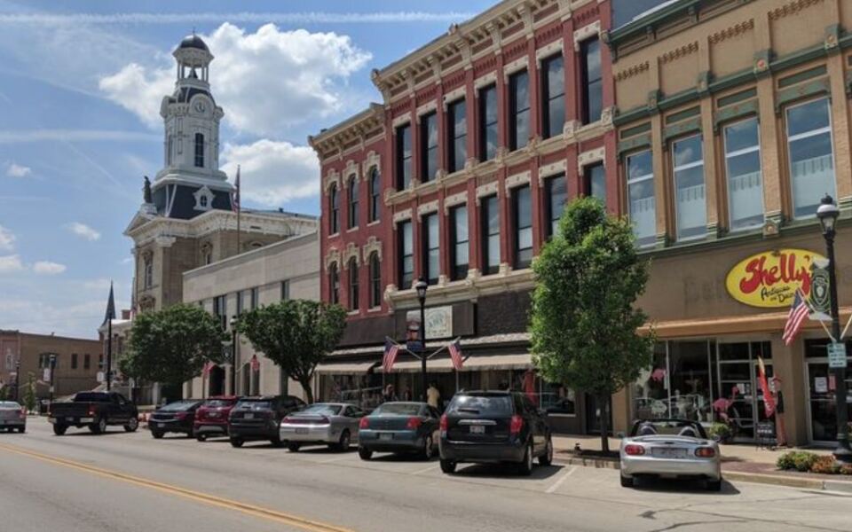 10 Ohio Small-Town Main Streets Where A Whole Afternoon Slips Away Between The Shops