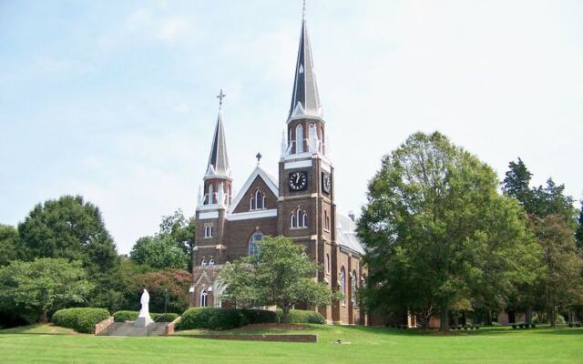 John Paul II Elevated This North Carolina Abbey Basilica Where You Walk a Free Wooded Path of Prayer