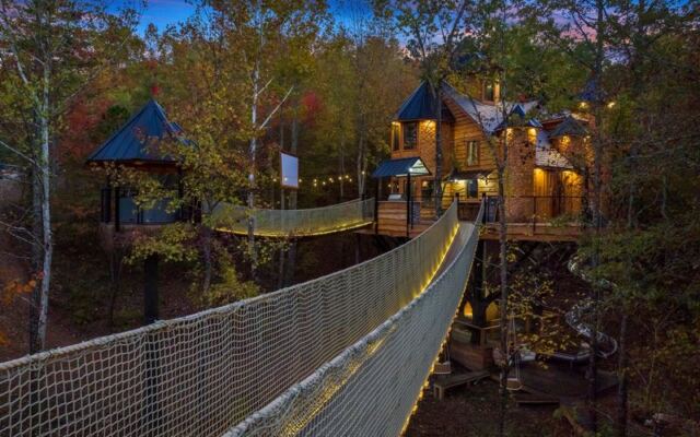 You Can Sleep In This Broken Bow Treehouse With A Crow’s Nest Fifty Feet Above The Oklahoma Forest Floor
