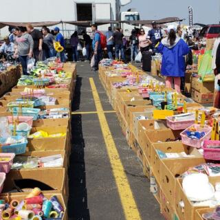 11 Giant New Jersey Flea Markets Where The Best Finds Hide In Plain Sight