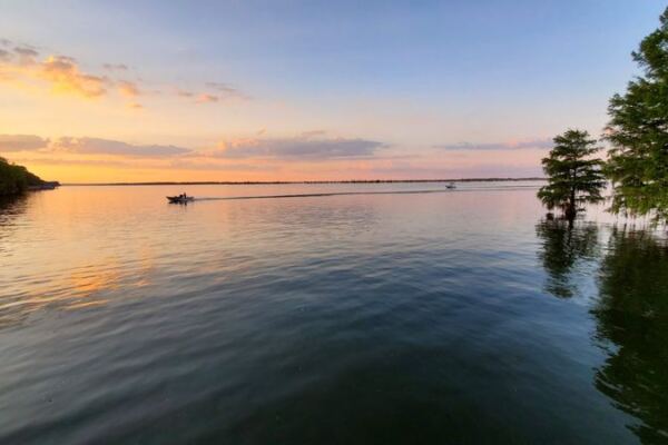 On South Carolina’s Largest Lake You’ll Find Waterfront Cabins, Wooded Hiking Trails, and Boat-In Campsites