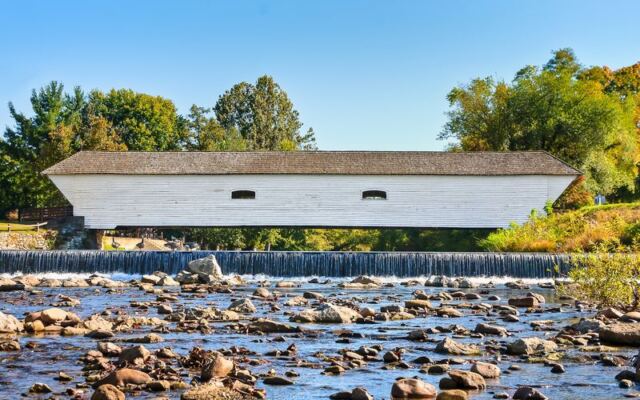 This 1882 Covered Bridge in Tennessee Still Lets You Walk Across the Doe River