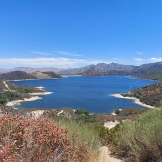 This California Reservoir Pairs Swim Beaches and Pacific Crest Trail Hiking With Boating and Campsites