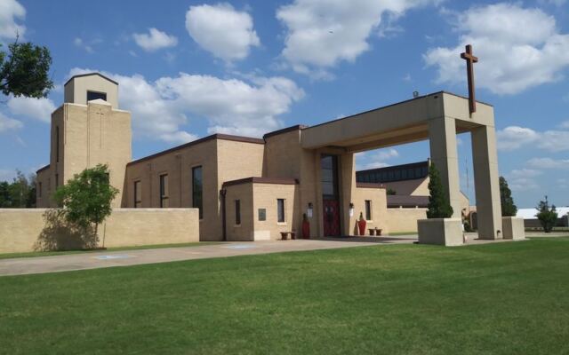 This Oklahoma Catholic Shrine Draws Pilgrims From Across State Lines to Wander Its Serene Grounds of Statues and Fountains